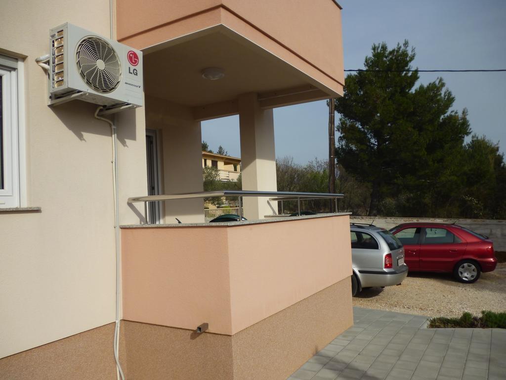 Apartman Branka Стариград-Пакленица Екстериор снимка