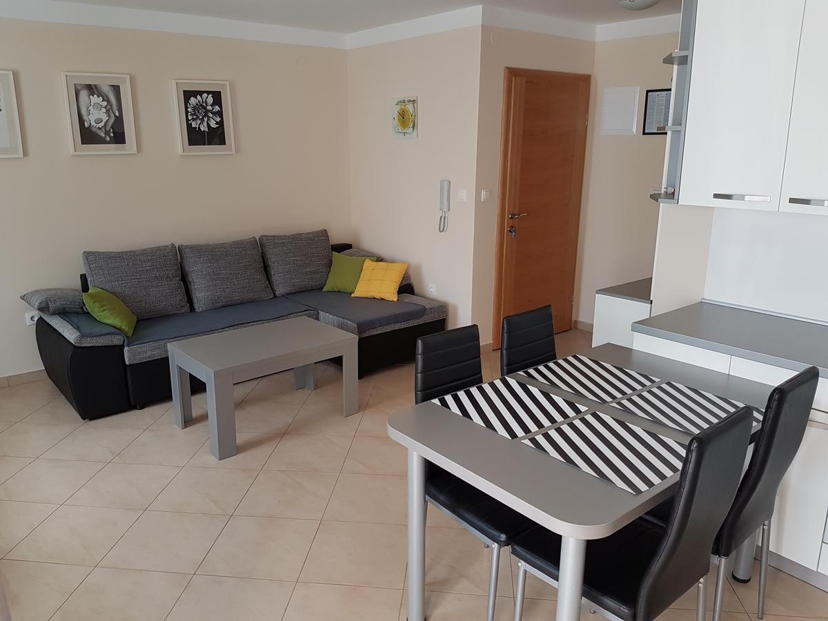 Apartman Branka Стариград-Пакленица Екстериор снимка